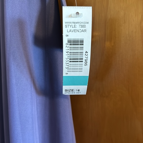 Women’s Formal Dress - Picture 4 of 5